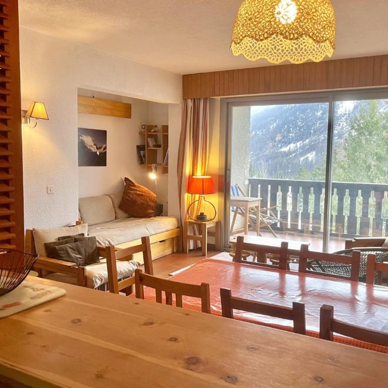 Joli T3 avec loggias plein Sud proche des pistes - Appartement - 3