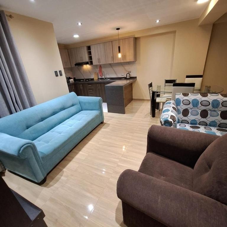 Spacious Apartment in Cusco WiFi and Hot Water - Three-Bedroom Apartment - 1