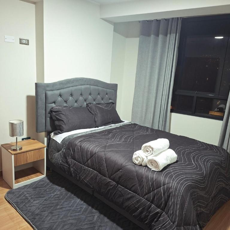 Spacious Apartment in Cusco WiFi and Hot Water - Three-Bedroom Apartment - 3