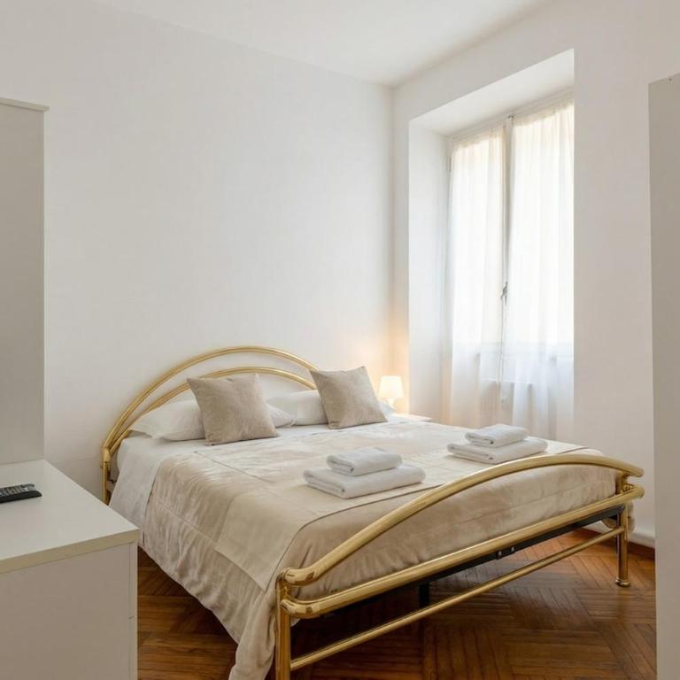 Heart of Center Steps from Sea AC WiFi - Appartamento con 2 Camere da Letto - 16
