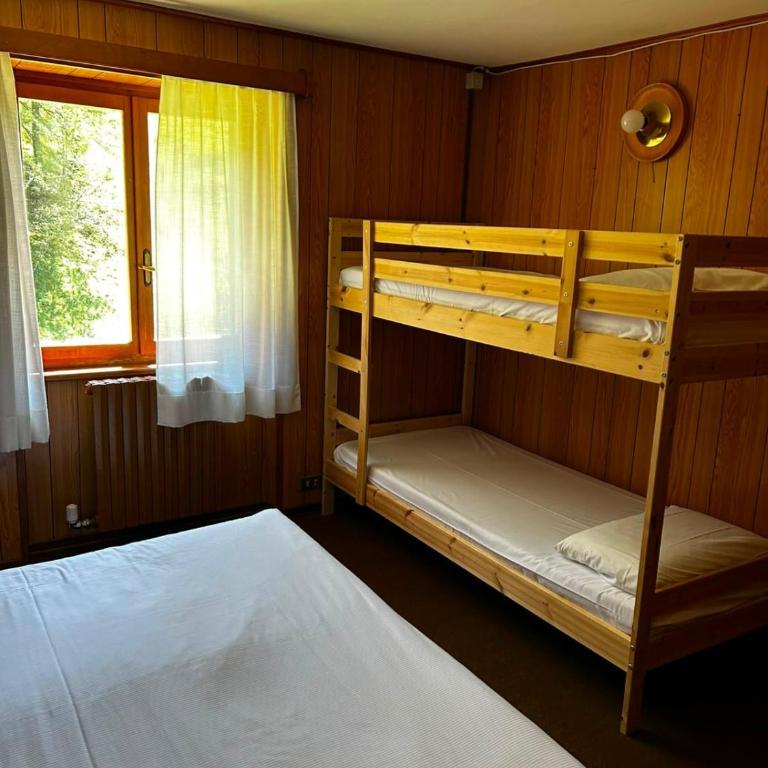 Locanda del Lysjoch - Camera Familiare con Doccia - 1