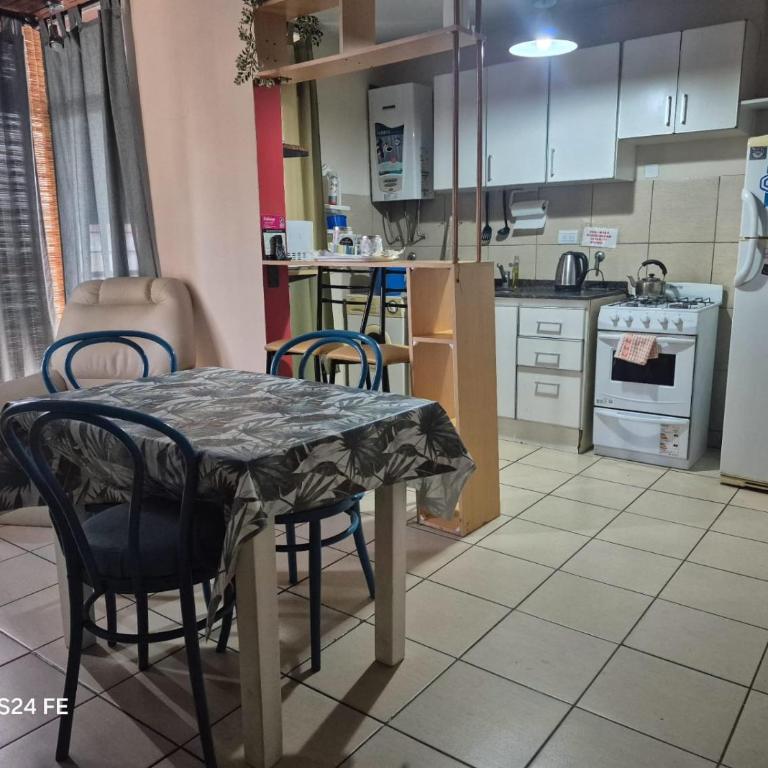 Moderno Depto a metros de la Terminal de Rosario - One-Bedroom Apartment - 6