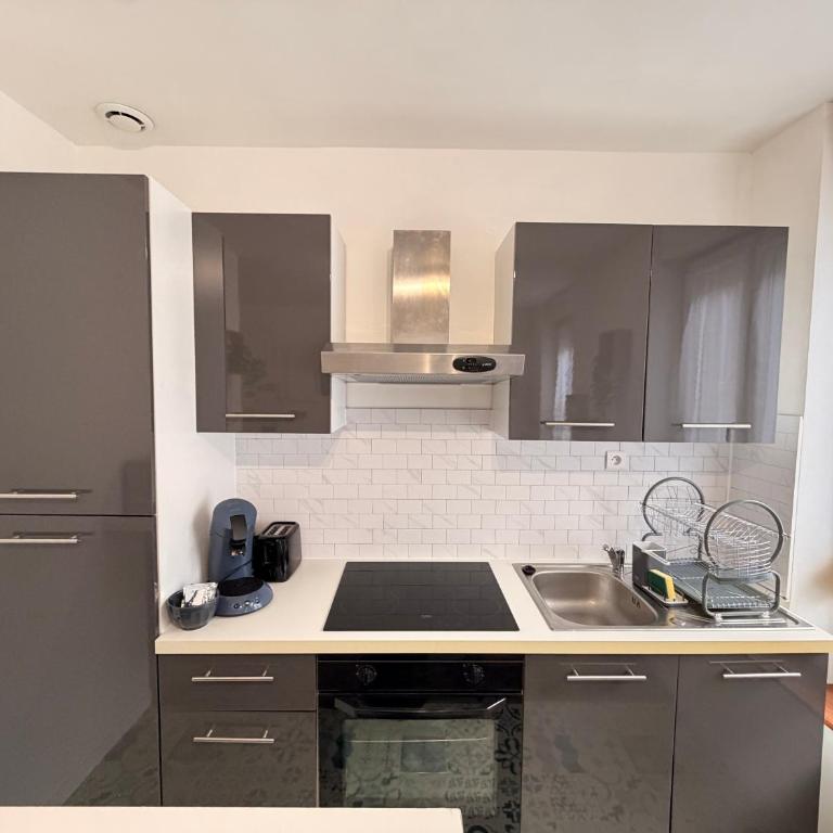 Payen T2 confortable refait à neuf au centre ville - Appartement 1 Chambre - 7