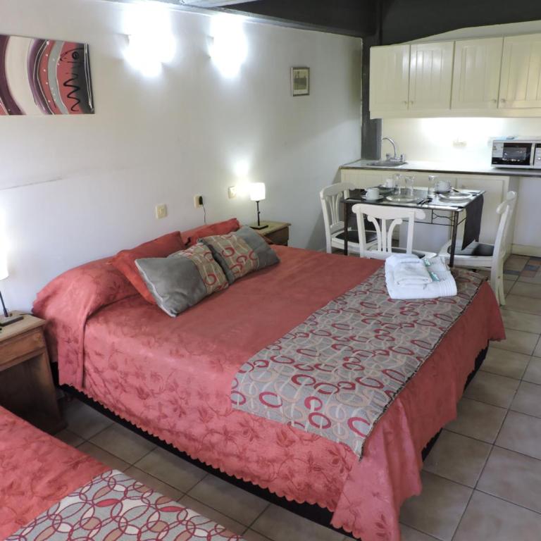 Plaza Milenium - Habitación Triple - 10