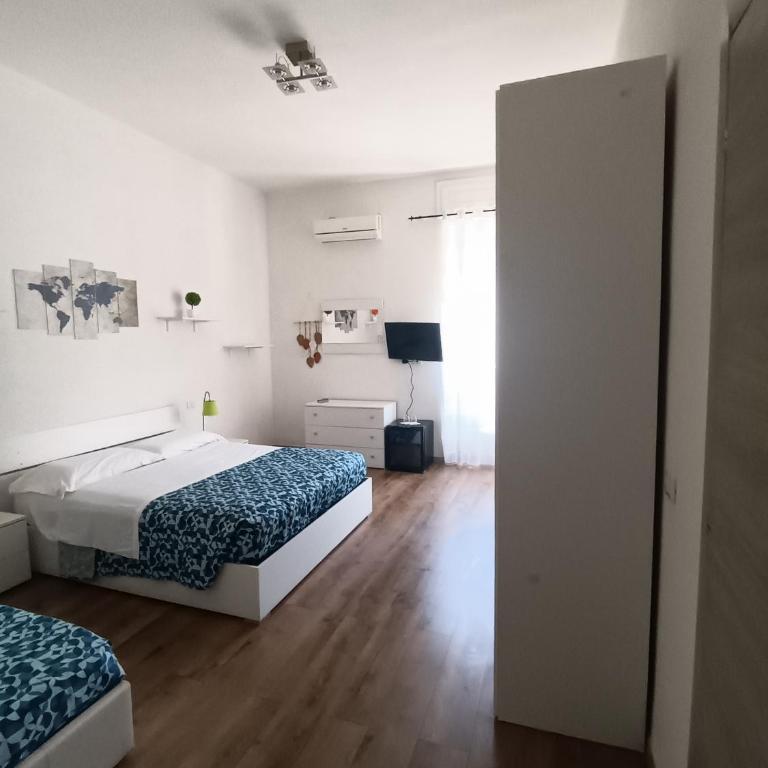 Manì Rooms Villanova - Camera Matrimoniale con Bagno Privato - 9