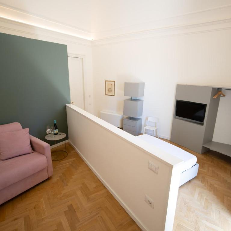 Teatro Suites Rooms - Suite with Balcony - 2