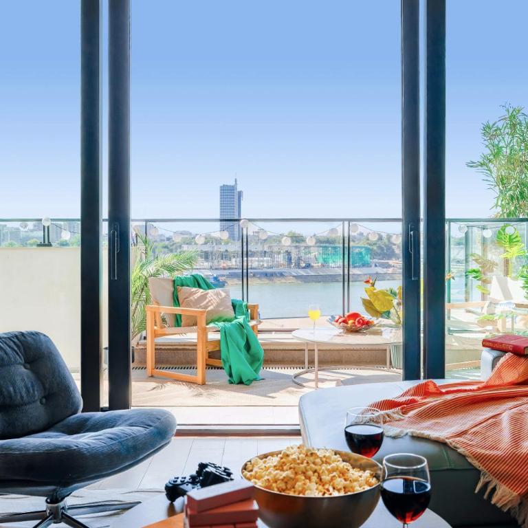 WF Wild Sage with River view, cinema, parking - Three-Bedroom Premium Apartment with Balcony - 23