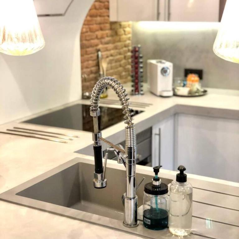 Luminoso y romántico apartamento-Loft en Chamberí - Apartment mit 1 Schlafzimmer - 5