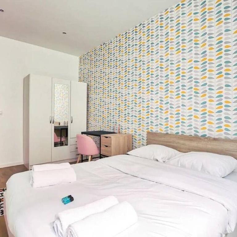 Grand Madrid - Pied-à-terre central Paris 8e 10P - Appartement - 8