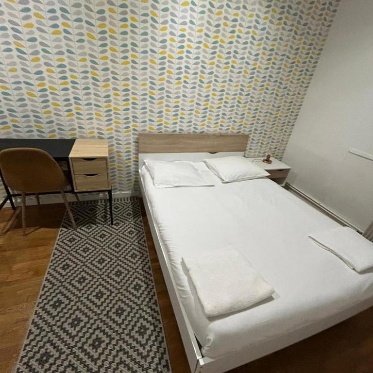 Grand Madrid - Pied-à-terre central Paris 8e 10P - Appartement - 15