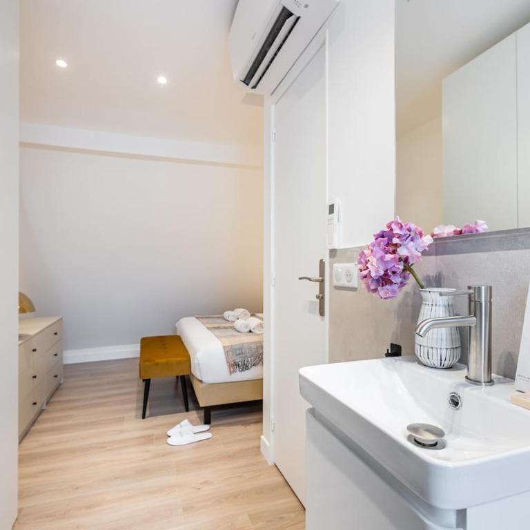 B6D 2pers Wagram 1Bedroom Ternes with AC - Appartement 1 Chambre - 15
