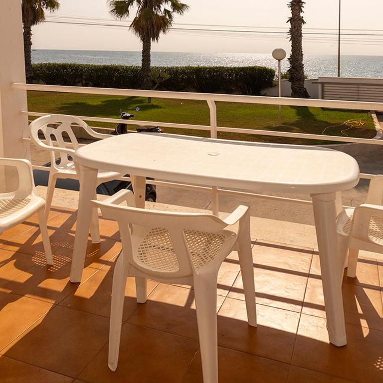 Apartamento en primera línea de mar - Apartment mit 2 Schlafzimmern - 1