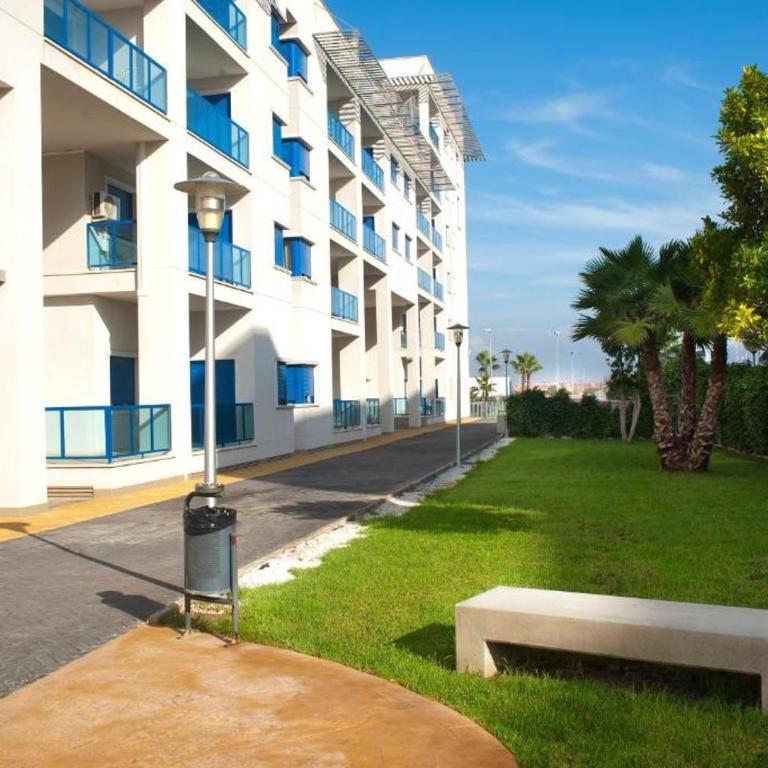 Whispers of the Sea with Pool and Terrace - Apartment mit 2 Schlafzimmern - 12