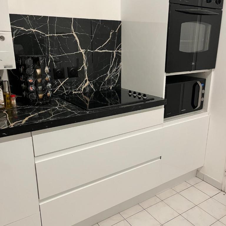 Apartment in Nice - Appartement 2 Chambres - 3