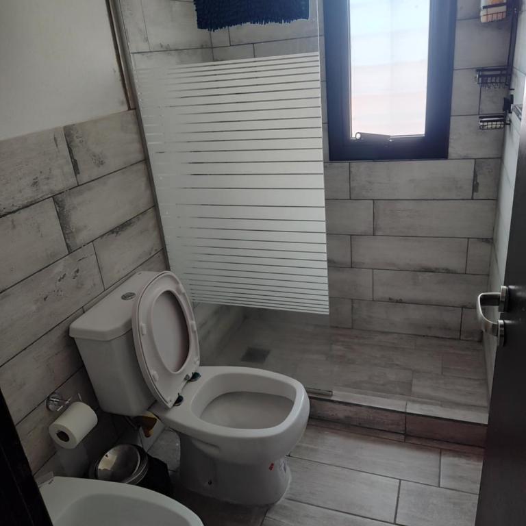 Casa en las sierras de Córdoba con Deck , Parrilla y estacionamiento - Casa de 2 dormitorios - 16