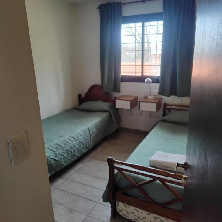 Casa en las sierras de Córdoba con Deck , Parrilla y estacionamiento - Casa de 2 dormitorios - 13