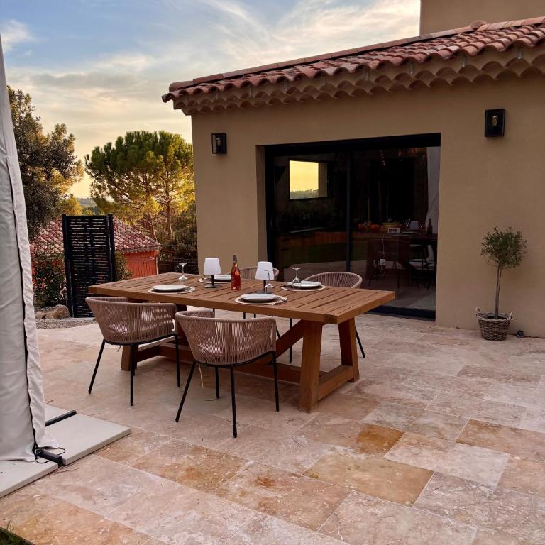 Maison neuve climatisée, à 2 pas du centre de Bédoin, La Villa Thélo - Villa 2 Chambres - 24