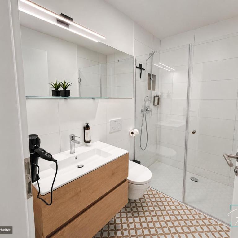 Homely Stay City Apartments - Deluxe Apartment mit 2 Schlafzimmern - 15