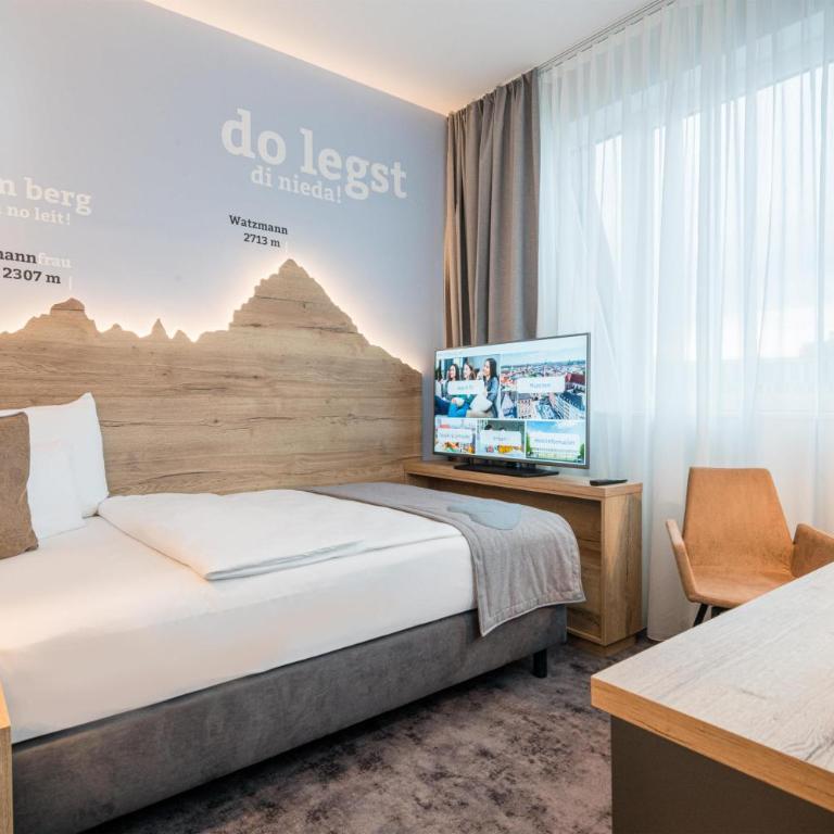 Best Western Hotel Arabellapark Muenchen - Classic Zimmer mit Queensize-Bett - 3