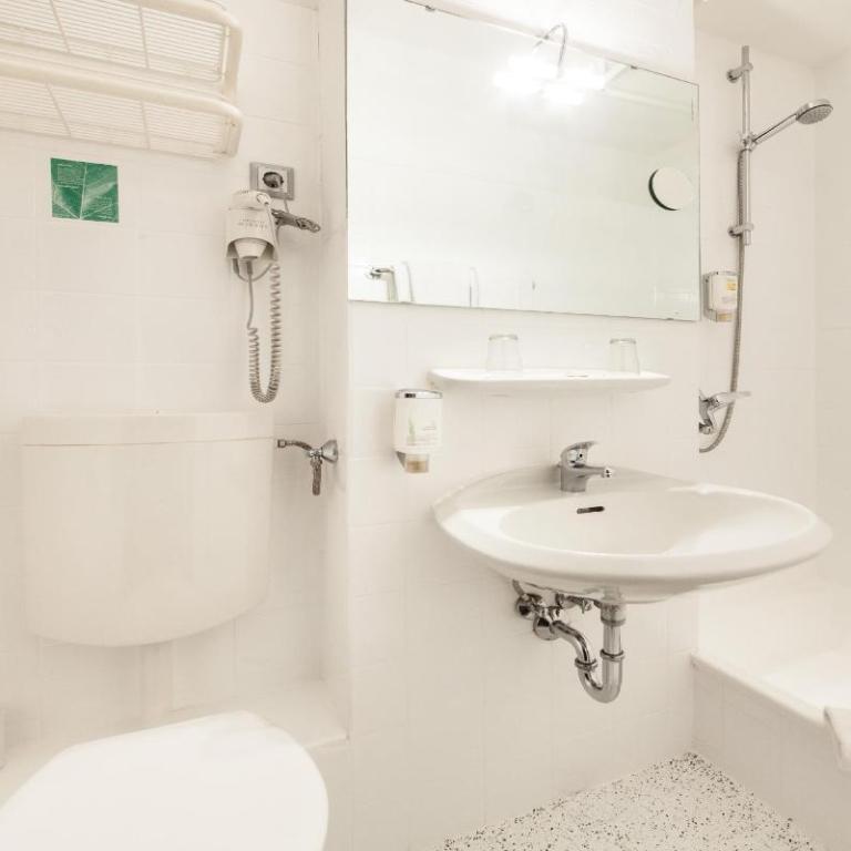 Sure Hotel by Best Western Muenchen Hauptbahnhof - Habitación Doble Estándar - 2