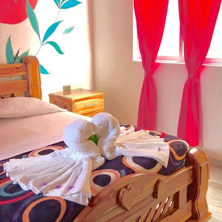HOSTAL LAS FLORES - Habitación Doble - 6