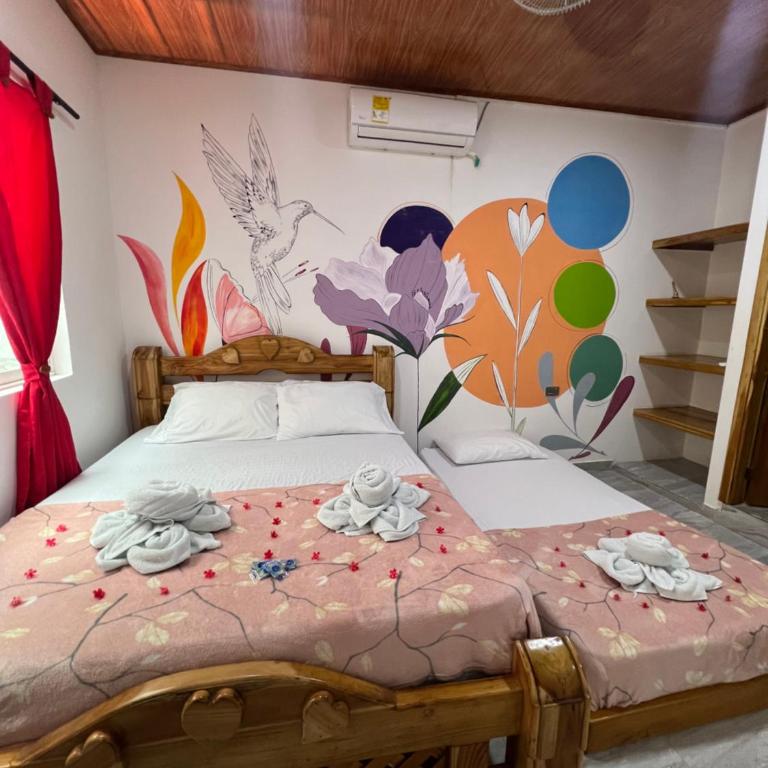 HOSTAL LAS FLORES - Habitación Triple Estándar - 7