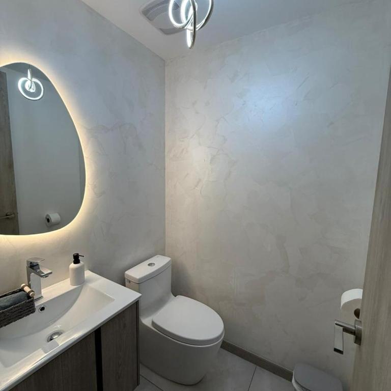 Lujosa suite de 2 ambientes piscina gym parqueadero - One-Bedroom Apartment - 11