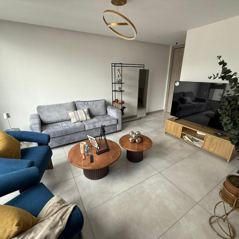 Lujosa suite de 2 ambientes piscina gym parqueadero - One-Bedroom Apartment - 16