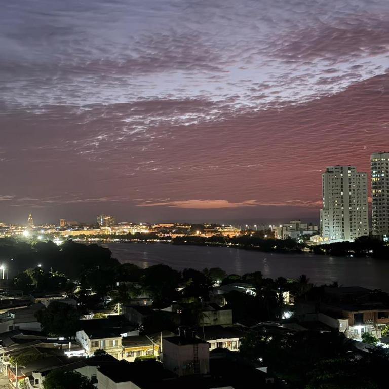 Apartamento con Aire Acondicionado - Cerca al Centro Histórico, Cartagena - Two-Bedroom Apartment with View - 5