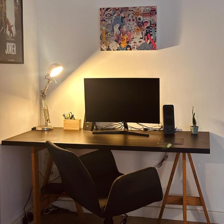 Appartement Calme avec Clim, Balcon et Parking Ovalie - Apartment mit 1 Schlafzimmer - 13