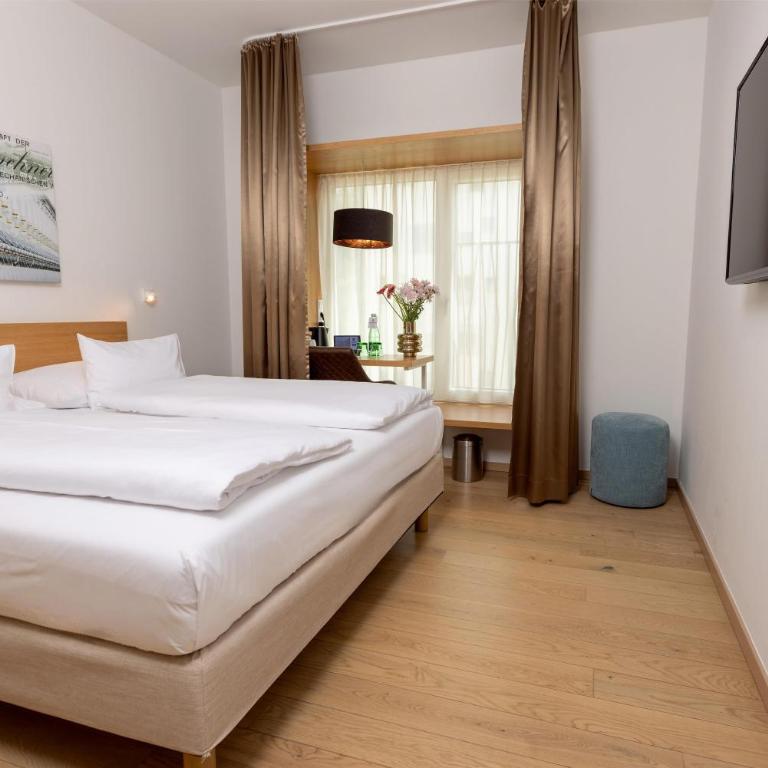 Best Western Hotel Spinnerei Linz - Standard Zimmer mit Kingsize-Bett - 3
