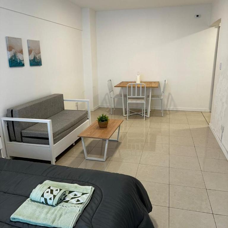 Recoleta Pueyrredon y Santa Fe - Apartamento de 1 dormitorio - 2