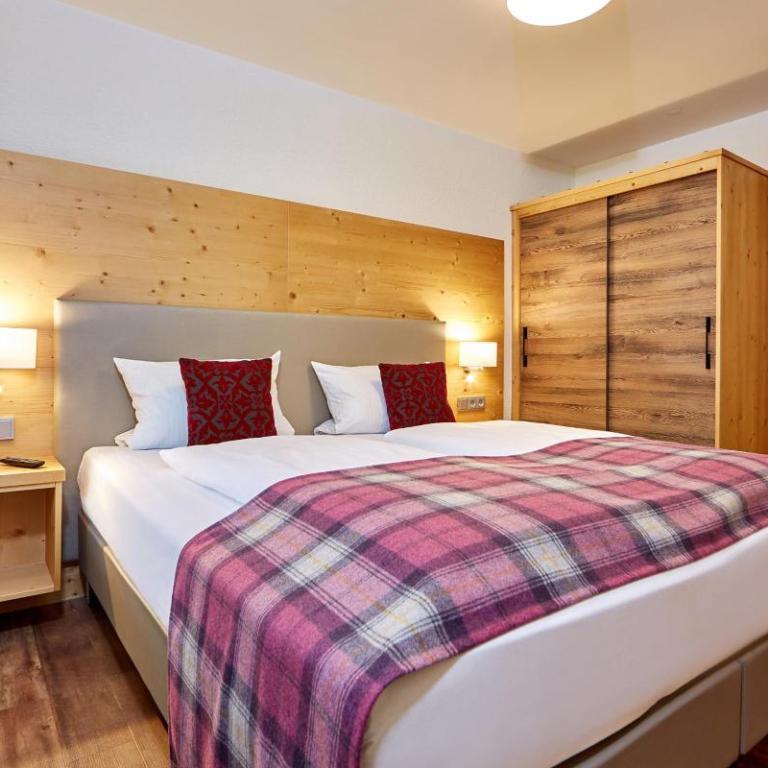 Berghotel Hammersbach, Sure Hotel Collection by Best Western - Classic Doppelzimmer mit Balkon - separates Gebäude - 1