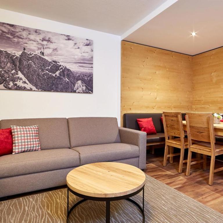 Berghotel Hammersbach, Sure Hotel Collection by Best Western - Apartment mit 1 Doppelbett und 2 Einzelbetten – Balkon/separates Gebäude - 9