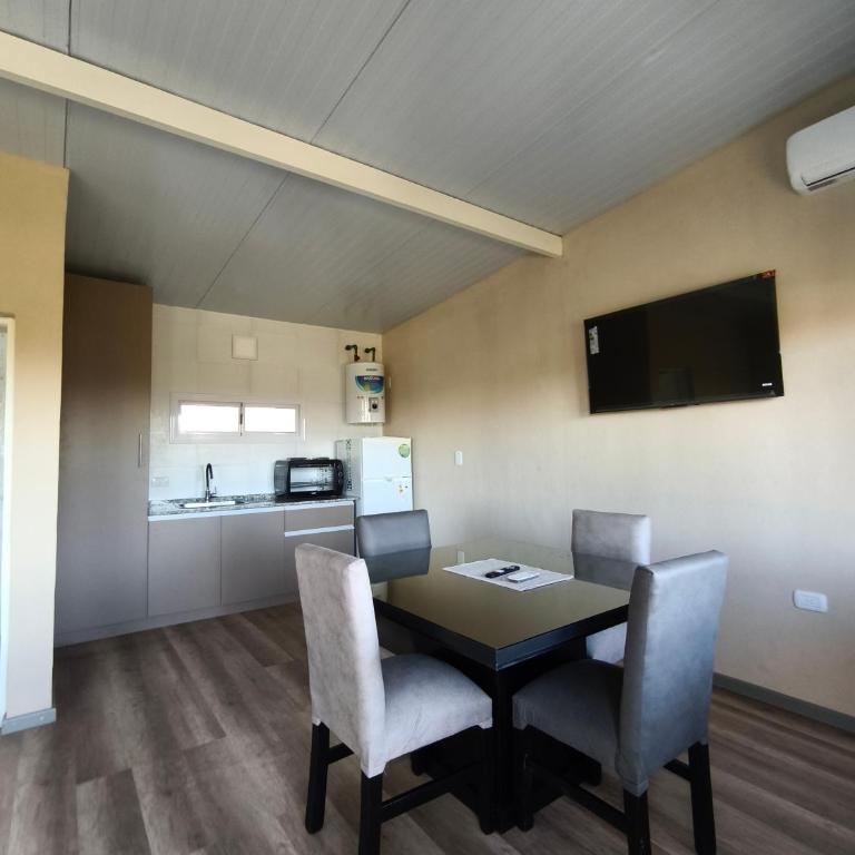 Riposatti Lodge - One-Bedroom Apartment - 3