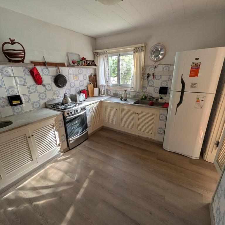 House in Miramar for 11 people - 5 blocks from the beach - Six-Bedroom House - 8