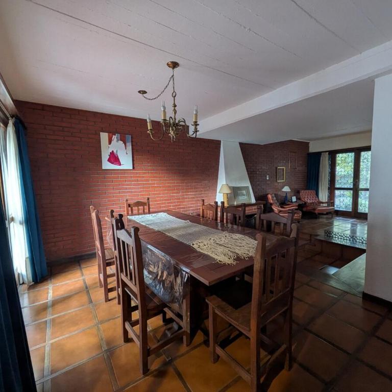House in Miramar for 11 people - 5 blocks from the beach - Six-Bedroom House - 6