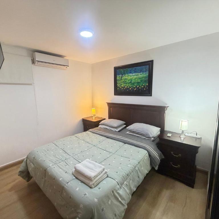 (4)Acogedor departamento, excelente ubicación - Apartamento de 2 dormitorios - 2