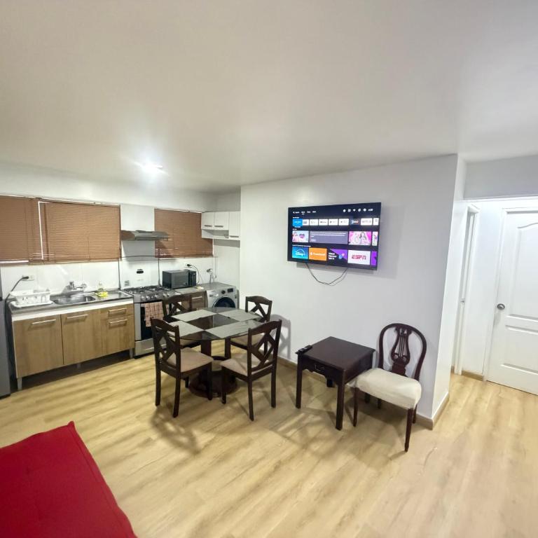 (4)Acogedor departamento, excelente ubicación - Apartamento de 2 dormitorios - 12