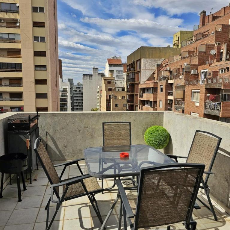 Moderno departamento con terraza privada - One-Bedroom Apartment - 1