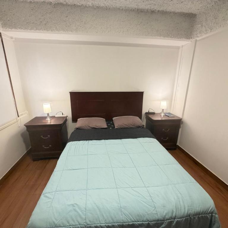 2- Amplio Departamento remodelado en Miraflores - Two-Bedroom Apartment - 7