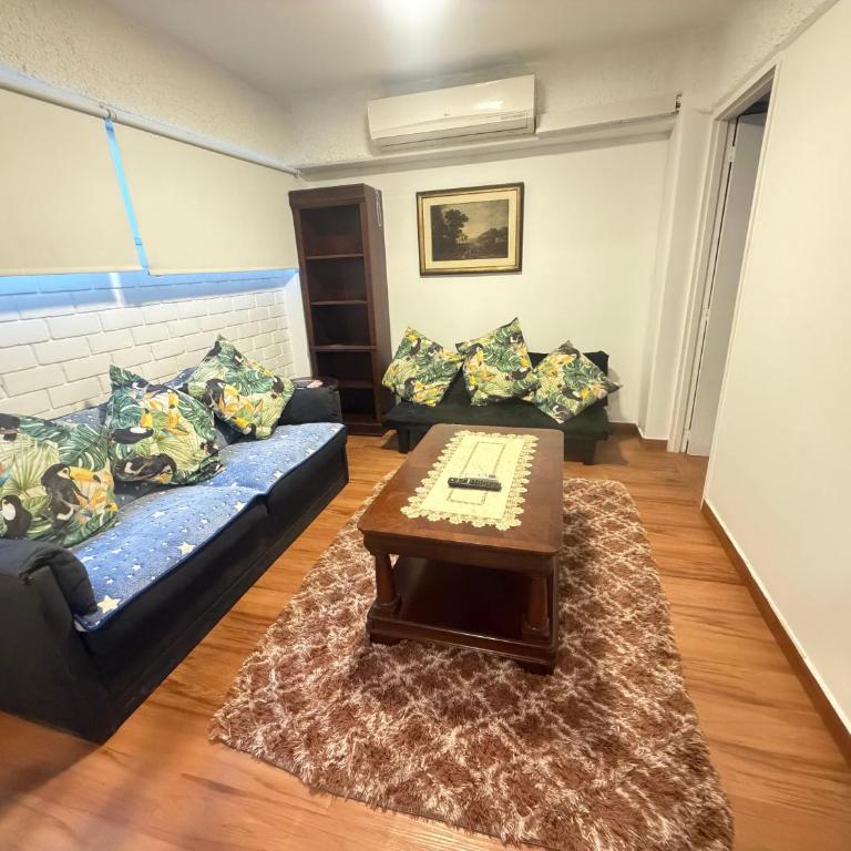 2- Amplio Departamento remodelado en Miraflores - Two-Bedroom Apartment - 14