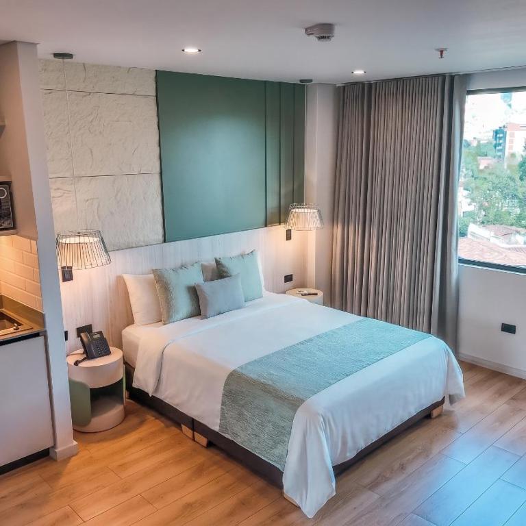 Hotel Ryo 74B Suites by Growing Group - Superior Queen Room - 1
