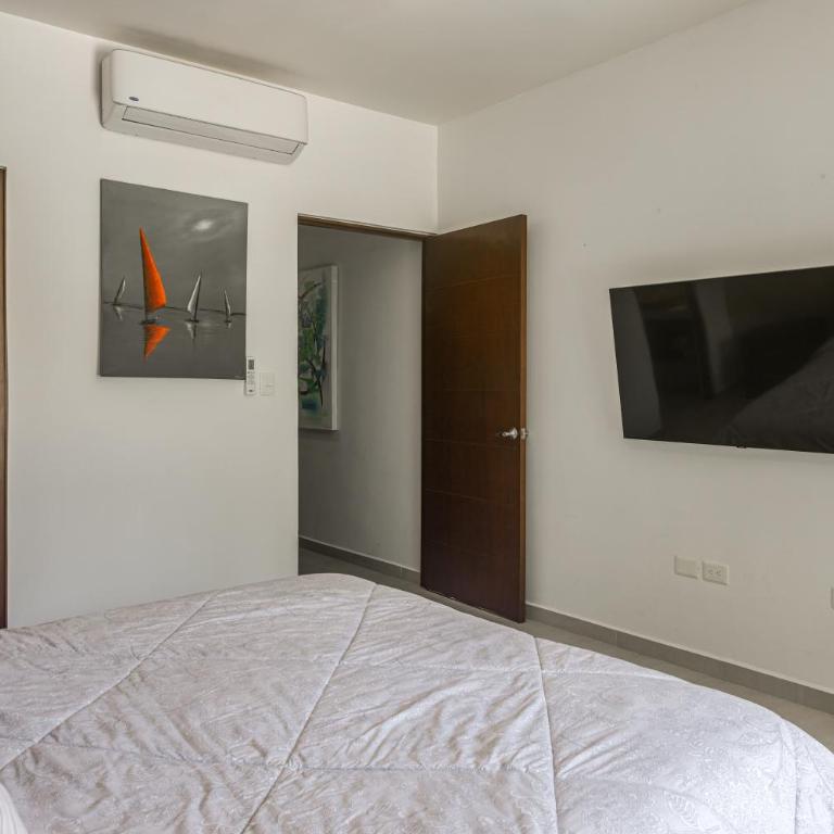 1 Mi to Beach: Luxe Playa Del Carmen Home w/ Pool - Casa - 24