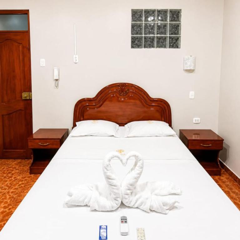 Horus Suite Hotel - Suite con bañera de hidromasaje - 4