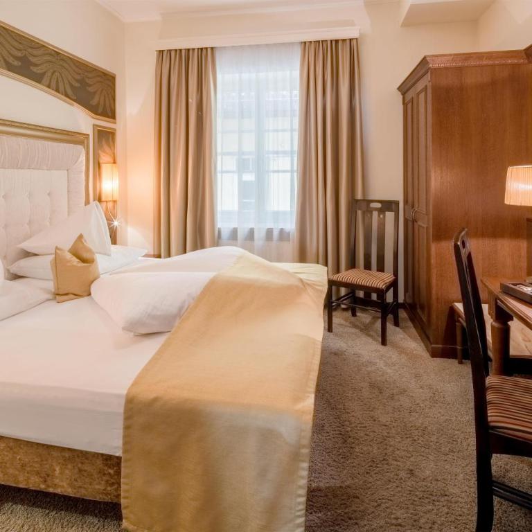 Hotel Goldener Adler, BW Signature Collection - Classic Doppelzimmer - 3