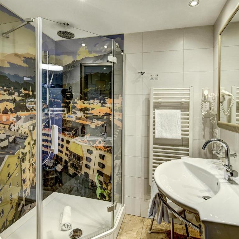 Hotel Goldener Adler, BW Signature Collection - Classic Zweibettzimmer - 4
