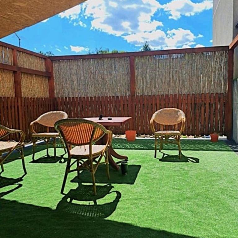 Spacious House with Terrace - Vozdovac - Maison 2 Chambres - 12