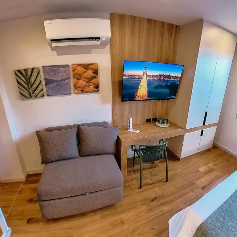 Hotel Ryo 74B Suites by Growing Group - Deluxe Room - 10