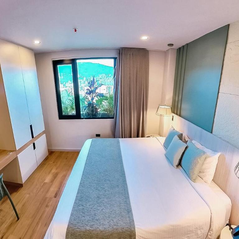 Hotel Ryo 74B Suites by Growing Group - Deluxe Room - 5
